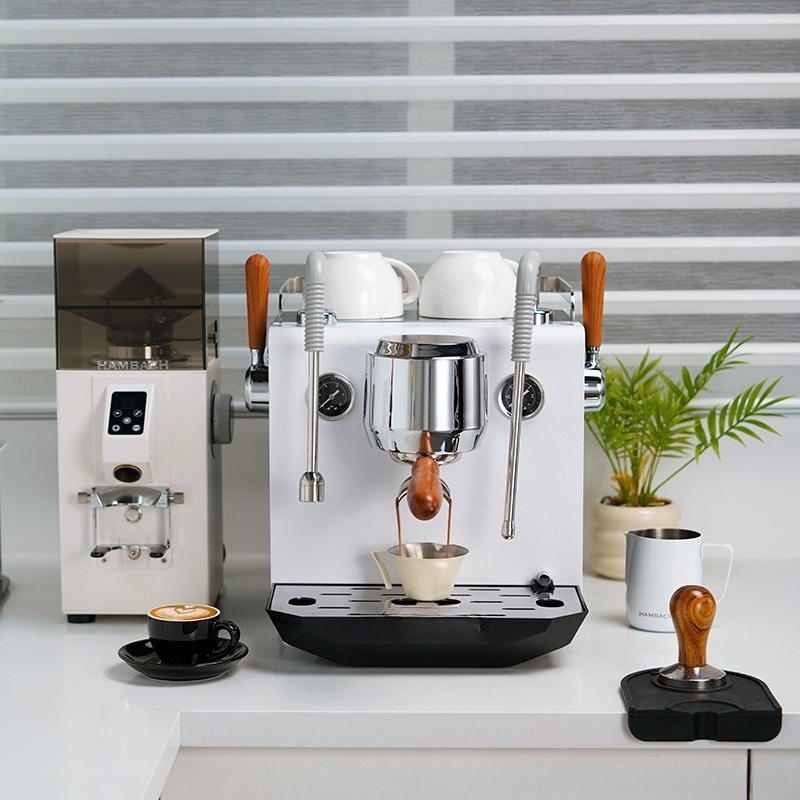 Italian semi-automatic coffee  - Coffee Equipment Manufacturers recension och pris